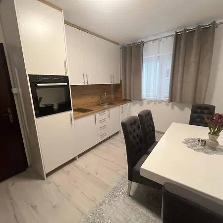 Boho Stan Na Dan Lägenhet Brčko